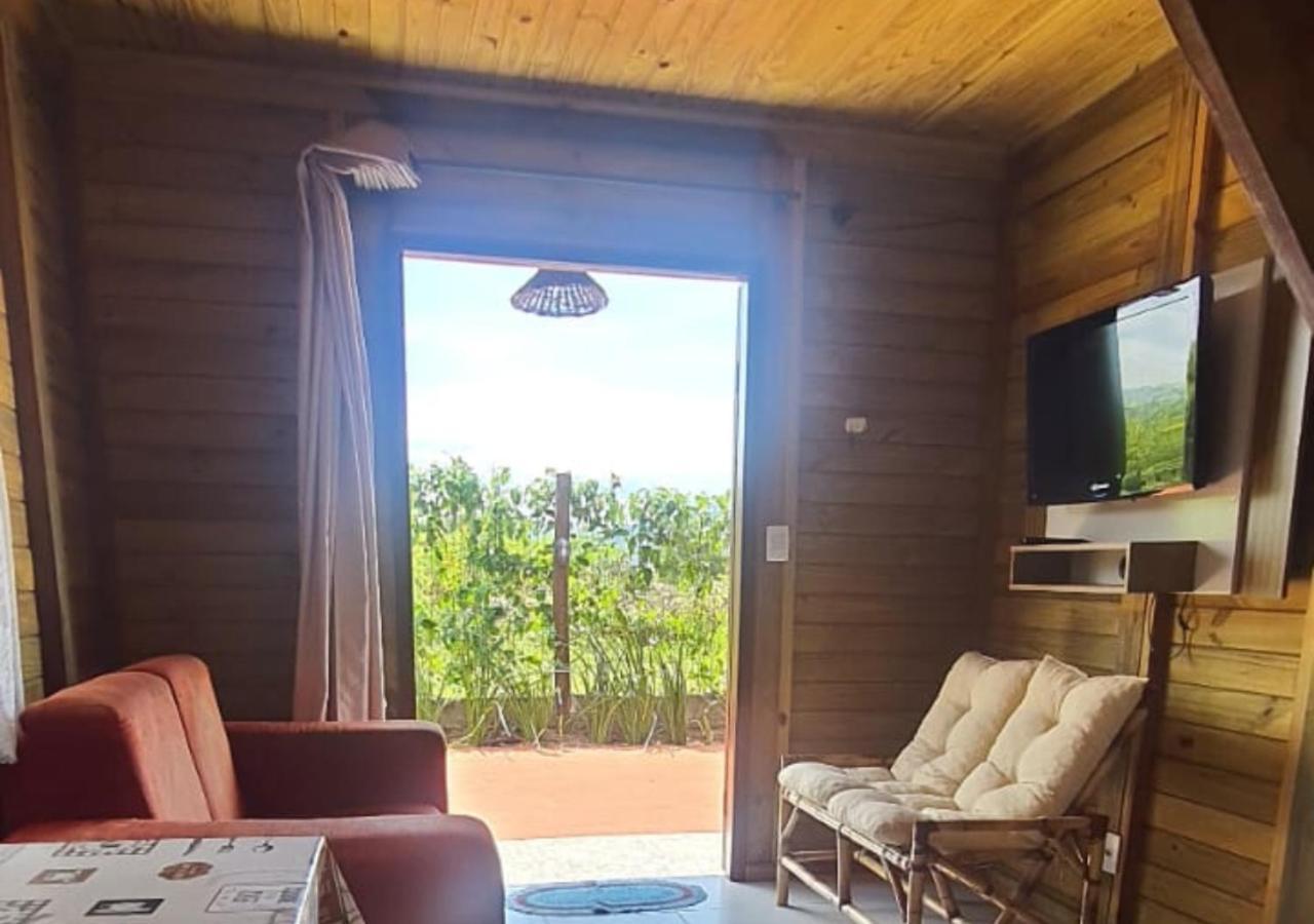 Hospedaria Chales Rota Do Sol Pdr - Hospedagem Para Casais, Familias E Grupos Прайя-ду-Роза Екстериор снимка