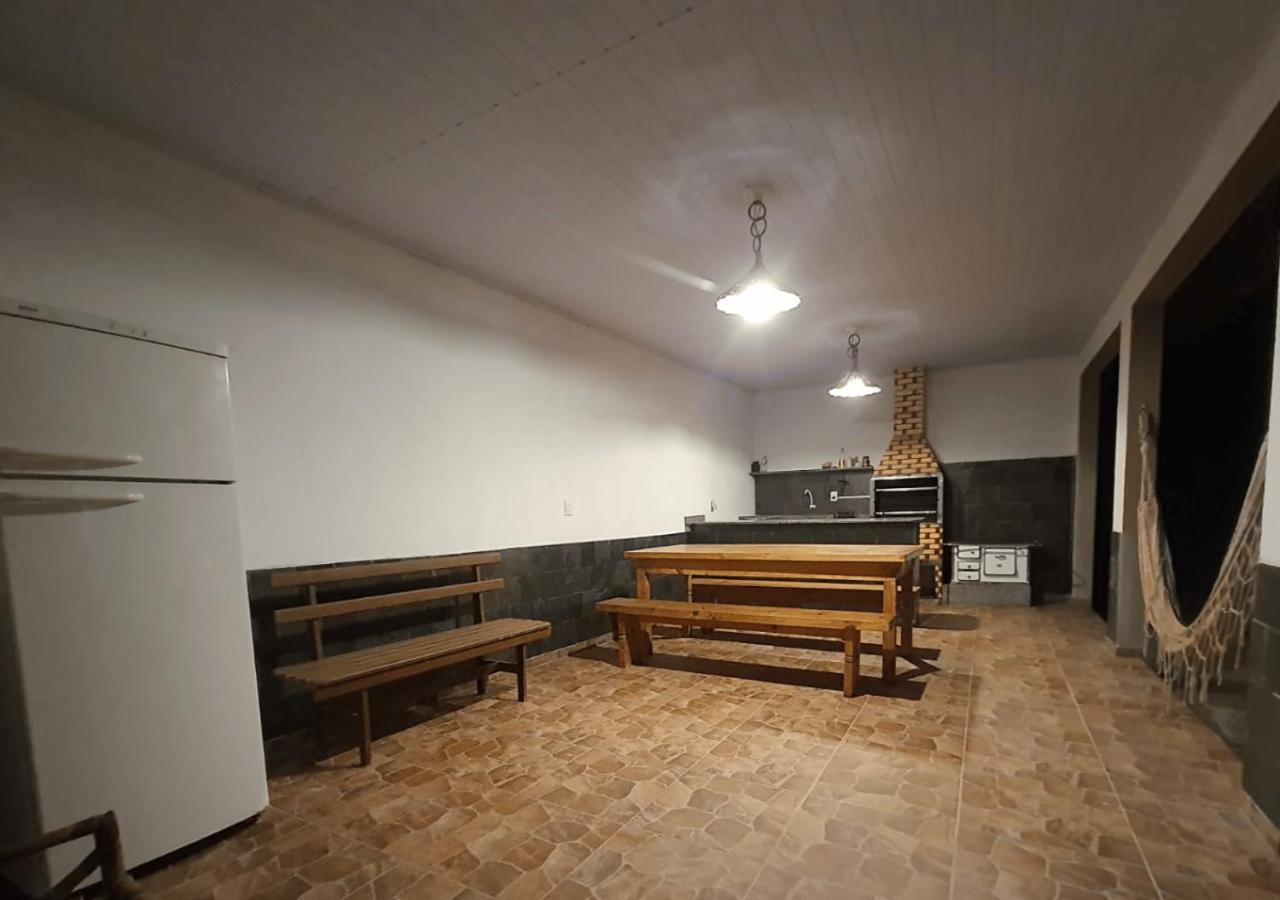 Hospedaria Chales Rota Do Sol Pdr - Hospedagem Para Casais, Familias E Grupos Прайя-ду-Роза Екстериор снимка