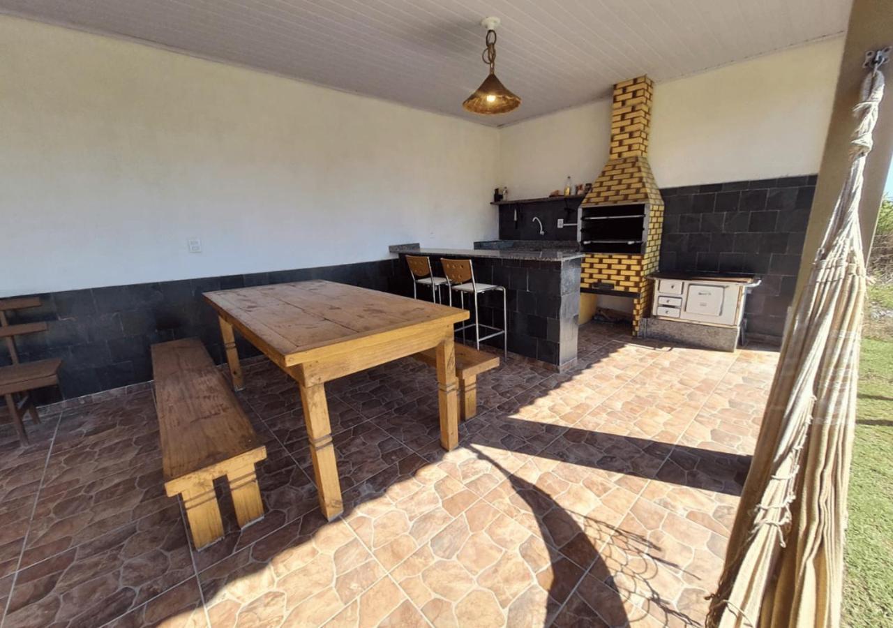 Hospedaria Chales Rota Do Sol Pdr - Hospedagem Para Casais, Familias E Grupos Прайя-ду-Роза Екстериор снимка